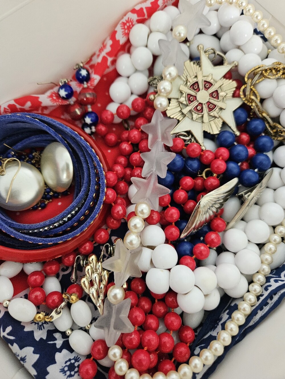 Vintage Patriotic Jewelry Lot Estate Sourced W/ Matching Scarf Red, White, Blue